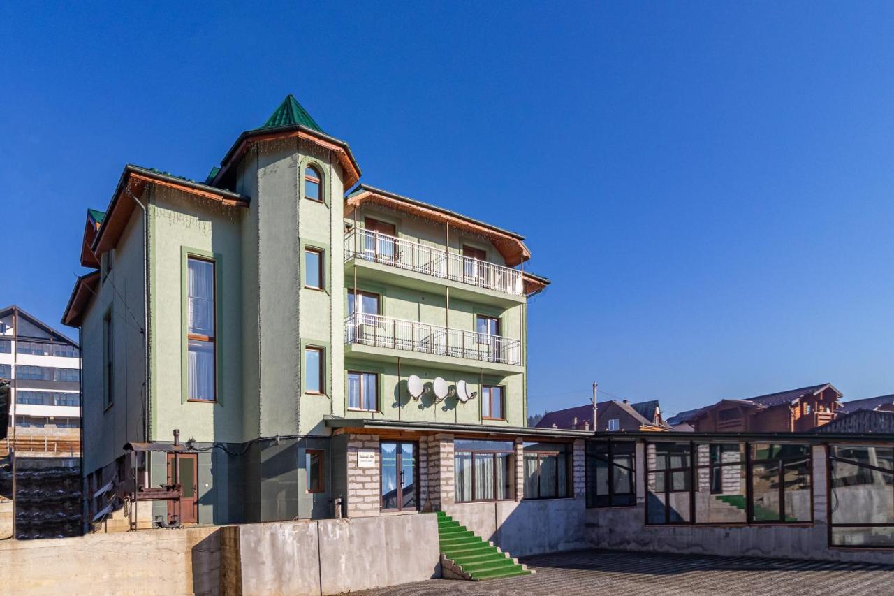 Zeleniy Bir Hotell Bukovel Exteriör bild