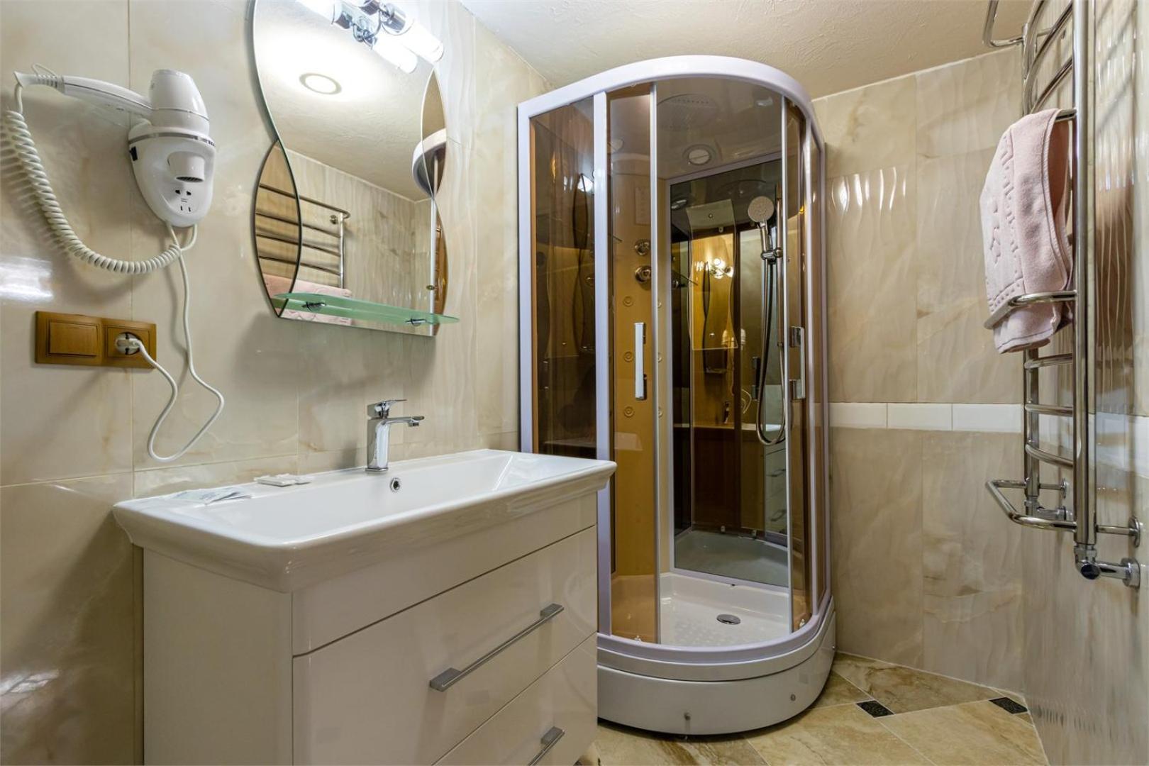 Zeleniy Bir Hotell Bukovel Exteriör bild