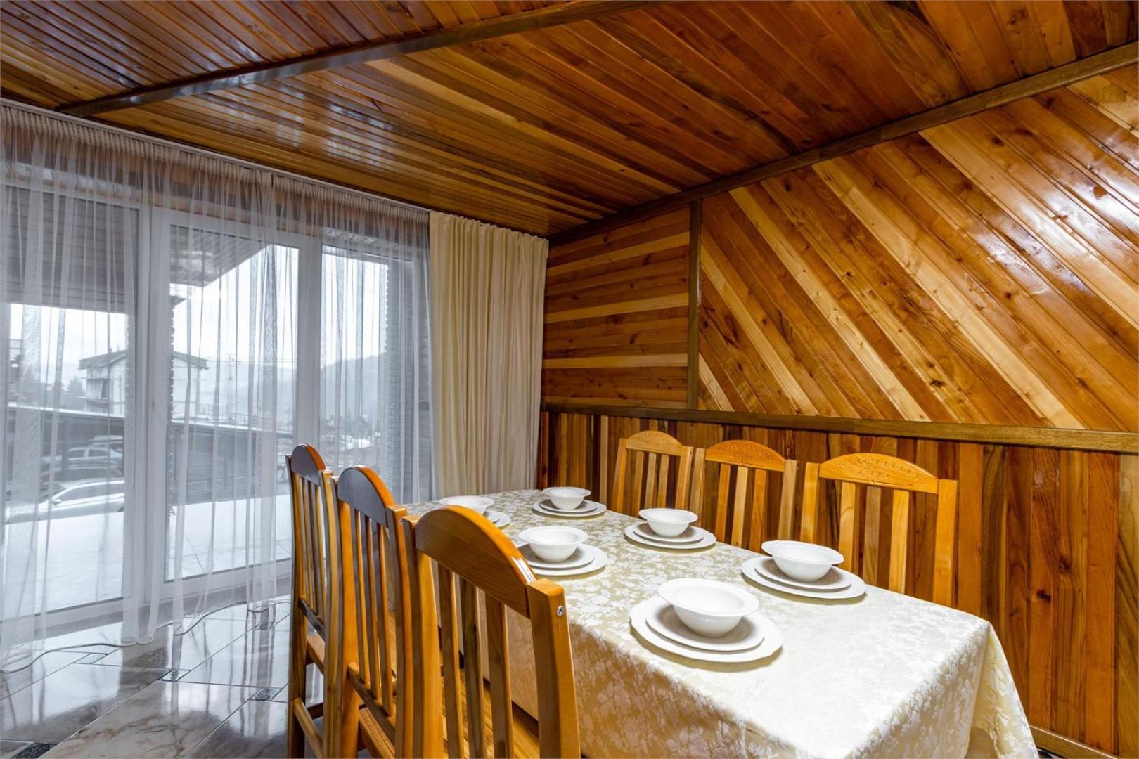 Zeleniy Bir Hotell Bukovel Exteriör bild