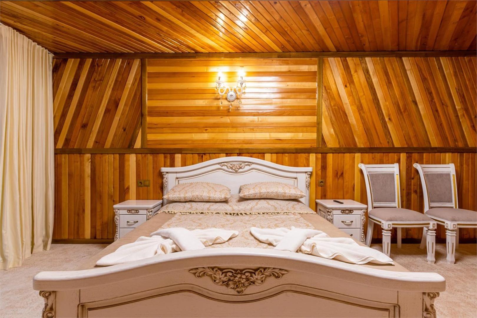 Zeleniy Bir Hotell Bukovel Exteriör bild